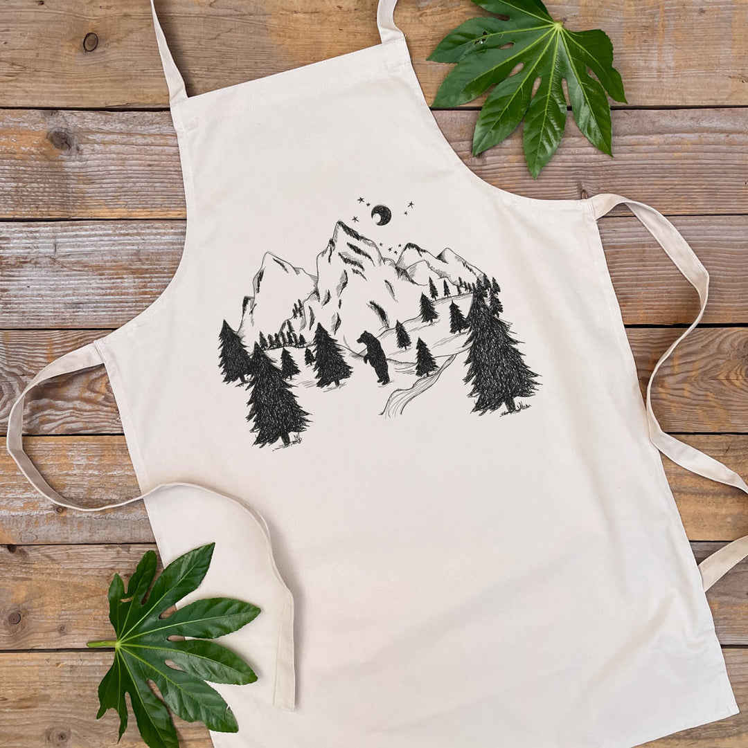 apron with bears in the mountains design