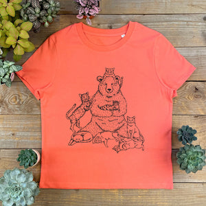 BEAR SURROUNDED BY CATS TSHIRT