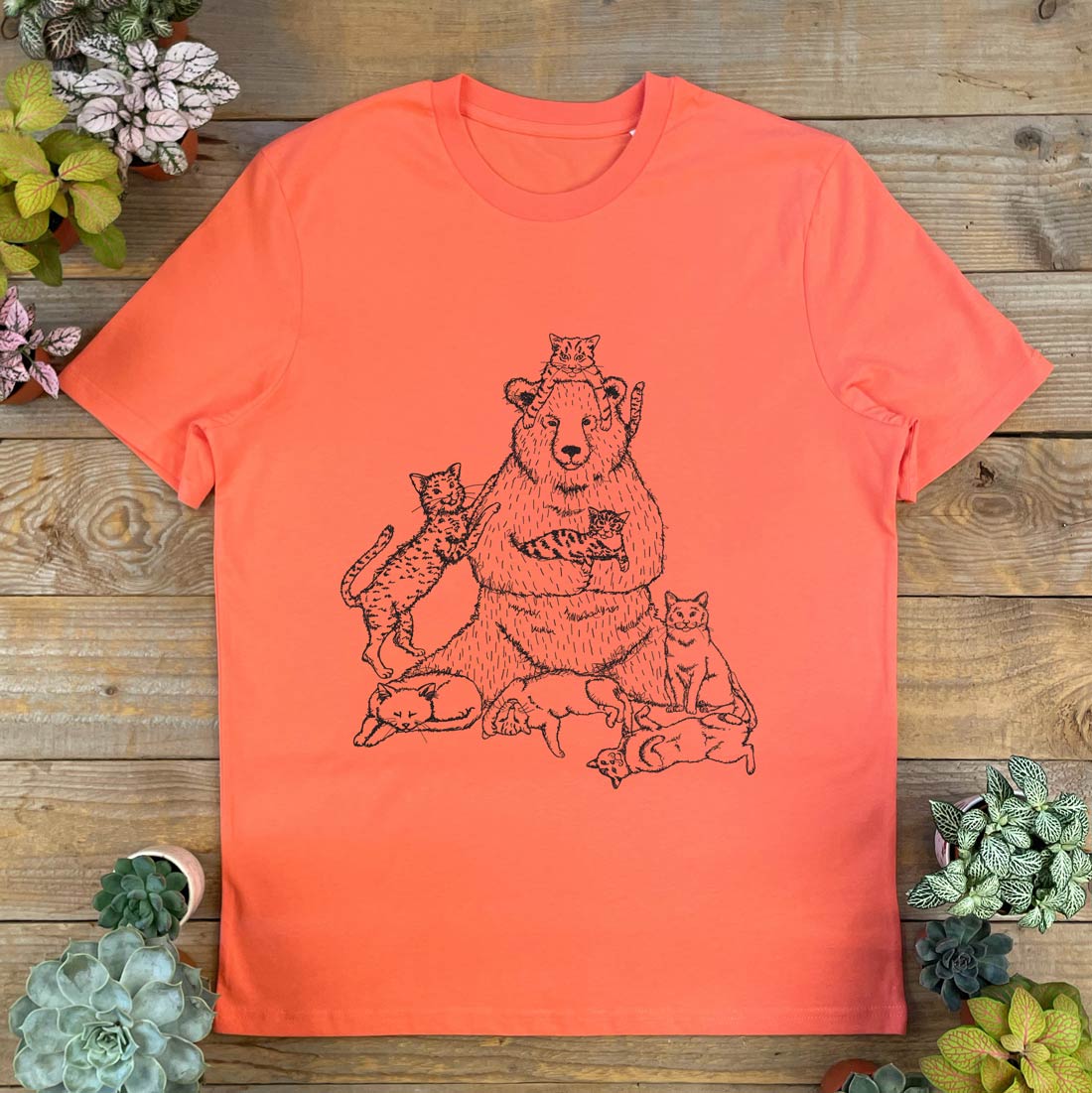 BEAR SAT WITH LOTS OF CATS TSHIRT