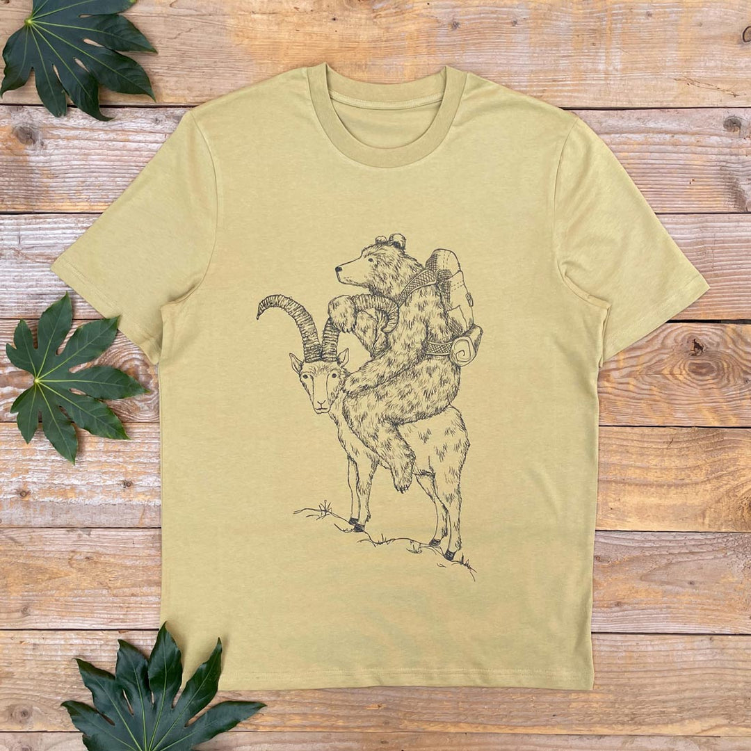 GREEN TSHIRT WITH BEAR AND GOAT DESIGN