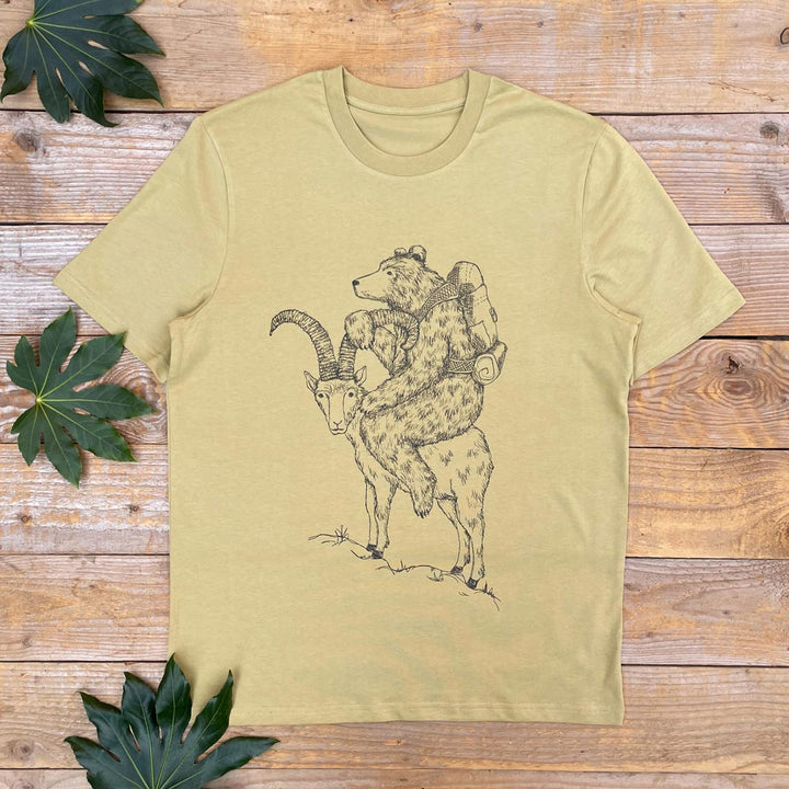 GREEN TSHIRT WITH BEAR AND GOAT DESIGN