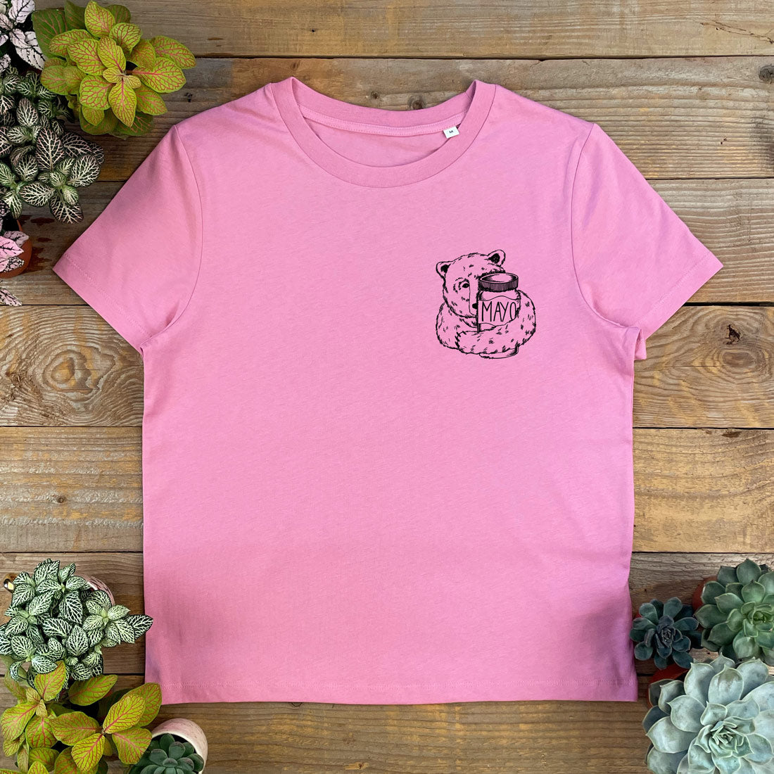 pink tee with bear and mayo jar