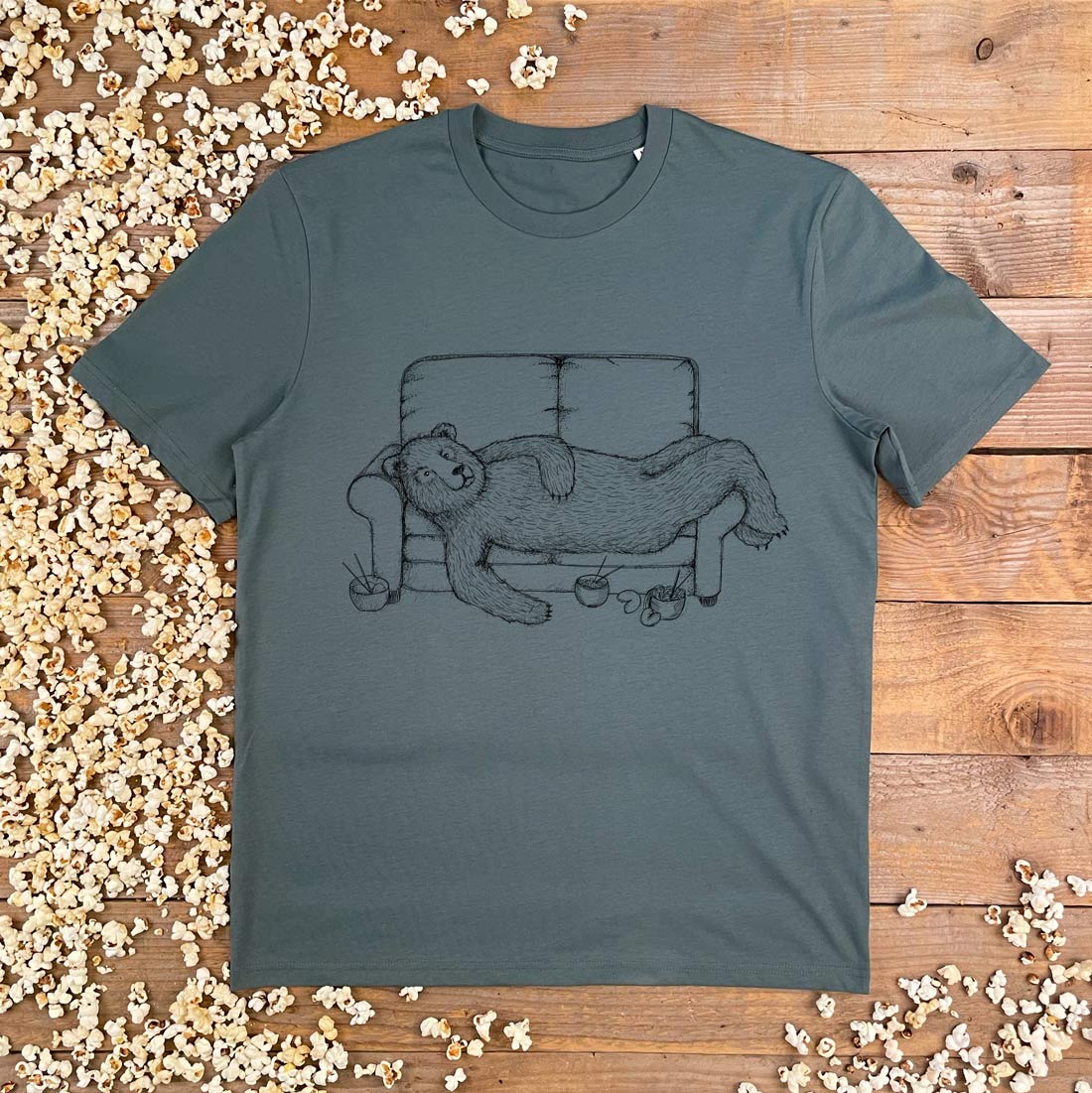 BEAR ON A SOFA KHAKI TEE