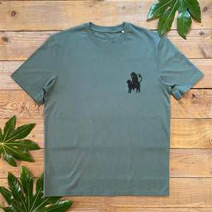 bear and cat pocket print tshirt