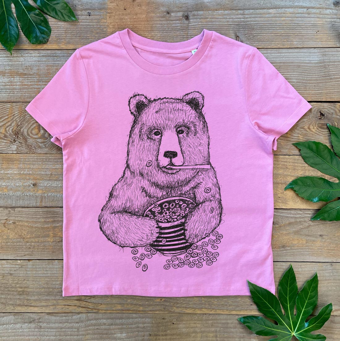 BEAR EATING CEREAL PINK SCOOP TEE