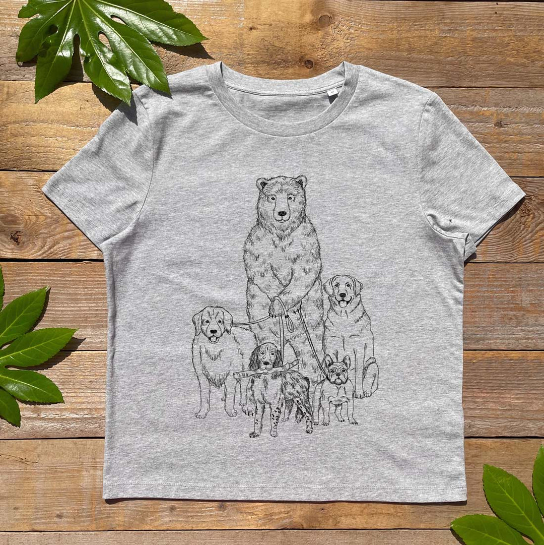 grey tshirt with a bear walking lots of dogs