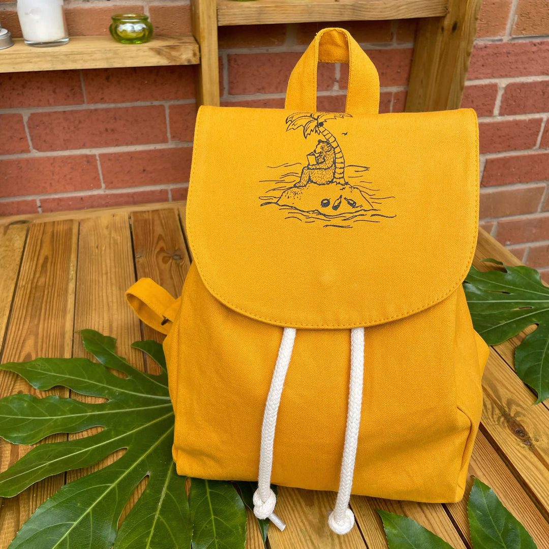 bear isalnd design musatard small backpack