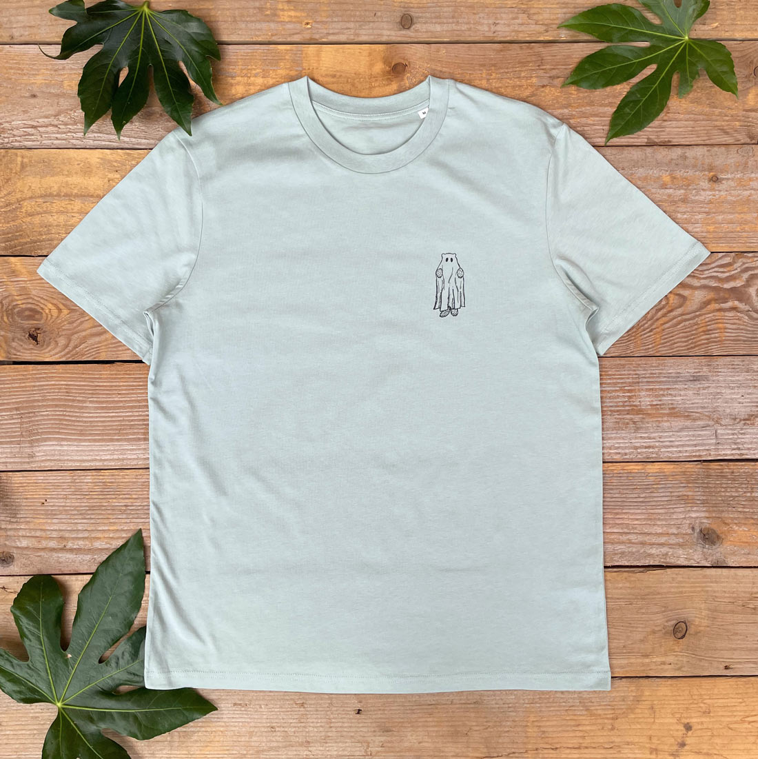 mint tshirt with bear ghost
