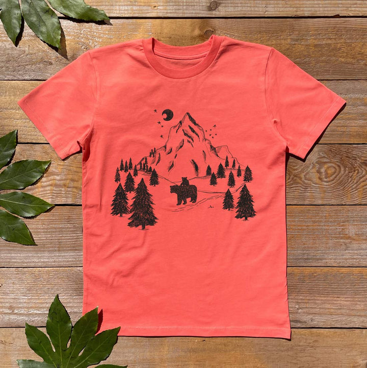 kids tshirt with bear and mountains print