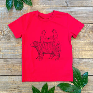 kids tshirt with bear and otters