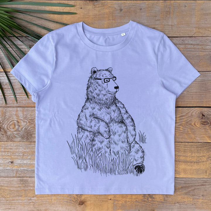 lilac tee with bear sitting