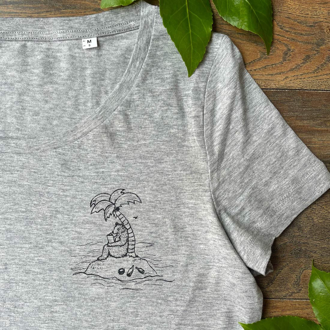 bear island grey women's tee